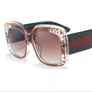 New fashion sunglasses.